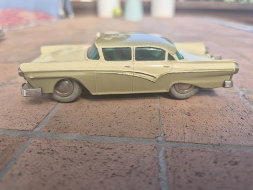 1045 schuco ford - 1045,