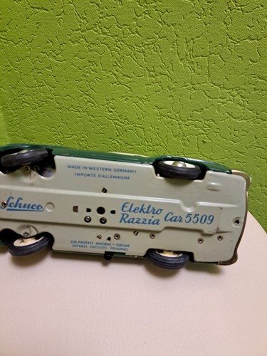 Schuco elektro razzia car - schuco,